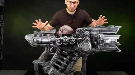 Du har aldrig set noget lignende: en blogger har skabt en brutal PC i form af Skullcrusher-våbenet fra Doom: The Dark Ages