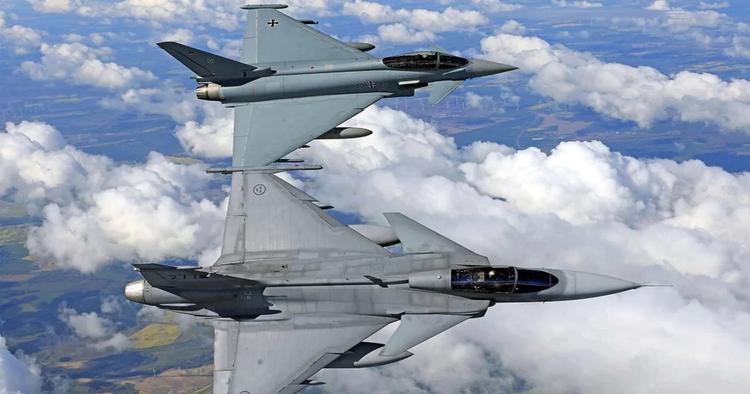 Tyske Eurofighter- og svenske Gripen-kampfly gennemfører ...