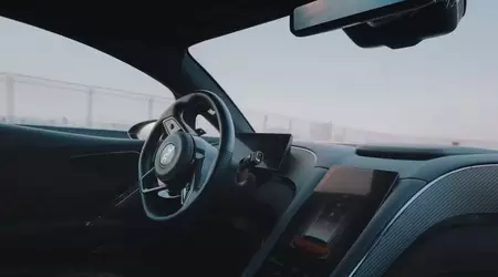 BYD har demonstreret, hvordan 'God's Eye'-autopiloten kører en superbil på en racerbane