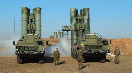 Ukrainske forsvarsstyrker ramte et russisk strategisk luftforsvarsanlæg på Krim
