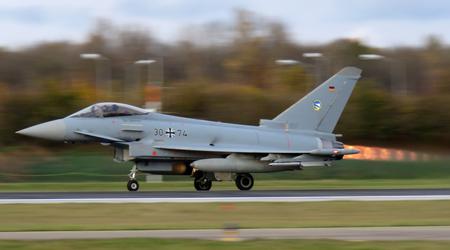 Tyskland vil forbedre alle sine Eurofighter Typhoon-kampflys evne til at spore og eskortere mål med ECRS Mk1-radaren.