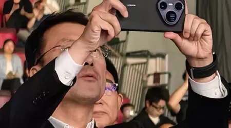 Huawei CEO 'uheldigvis' viste det endnu ikke afslørede flagskib Pura 80 (muligvis Ultra) smartphone