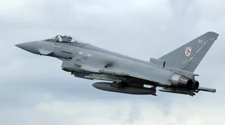 Storbritannien sender måske Eurofighter Typhoon-kampfly til Ukraine for at patruljere - The Times