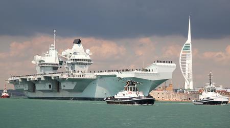 Hangarskibet HMS Prince of Wales til 3,85 mia. dollars er vendt tilbage til militærbasen i Portsmouth efter en prøveperiode og forbereder sig nu på øvelse Westlant 23.