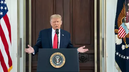 Trump kritiserer EU for bøder til Apple, Google og Facebook