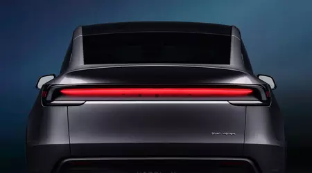 Tesla lover billigere elbiler i første halvdel af 2025