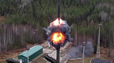 Russerne har affyret det interkontinentale ballistiske missil SS-27 Mod 2 med en rækkevidde på 12.000 kilometer, som kan bære et atomsprænghoved med en sprængkraft på op til 500 kiloton.