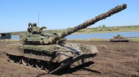 FPV-drone afleverede forsigtigt sprængstof i den åbne luge på en T-80BV og ødelagde en russisk kampvogn