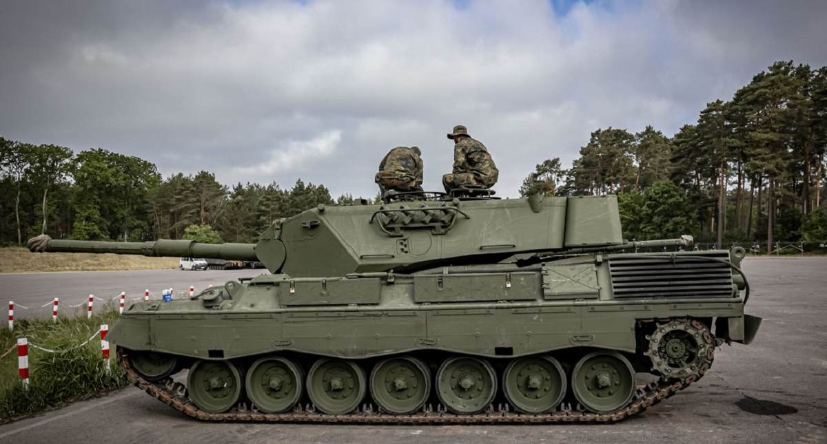 Danmark overfører det første parti tyske Leopard 1A5 kampvogne til Ukraine