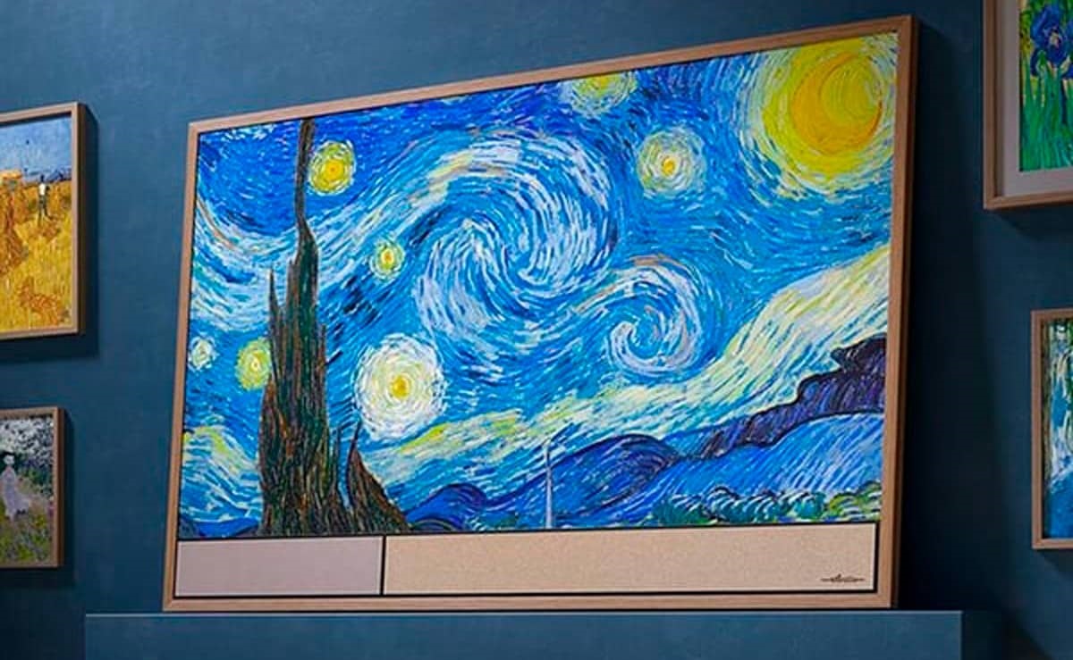 Hisense er begyndt at sælge Mural TV R8 interiør-tv'er til priser fra $1400