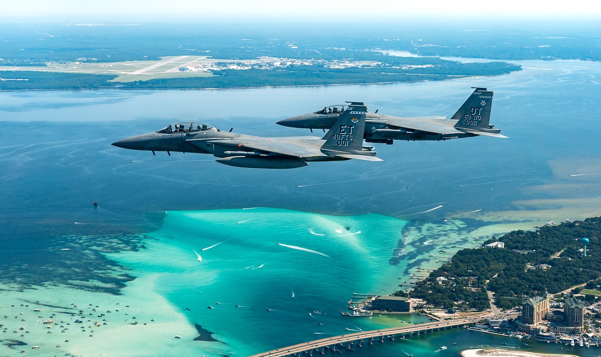 US Air Force betaler næsten 10 milliarder dollars for moderniserede F-15EX Eagle II-kampfly - flyet er vurderet til 94 millioner dollars