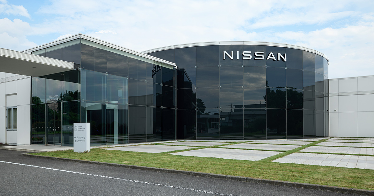 Udforsk fremtidens bilinnovation i Nissan Tochigi-fabrikkens gæstehal