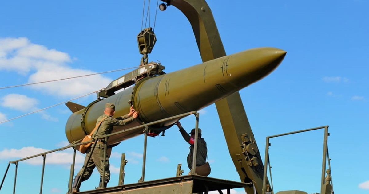 En uidentificeret drone angreb en russisk fabrik, der producerer Iskander ballistiske missiler og Kh-47M2 pseudo-hypersoniske missiler.