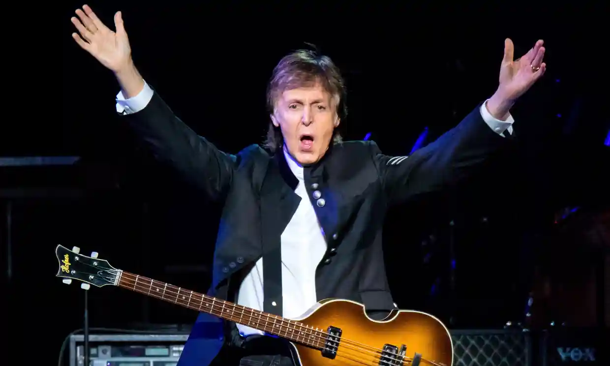 Paul McCartney præciserer, at der ikke er noget kunstigt ved en AI-skabt The Beatles-sang
