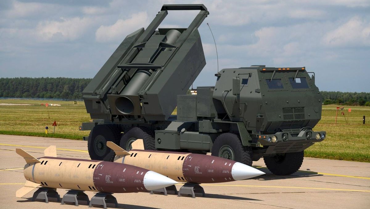 Ukraine kan modtage GMLRS præcisionsstyrede projektiler og ATACMS ballistiske missiler med klyngesprænghoveder - Det Hvide Hus er tæt på at godkende leverancerne