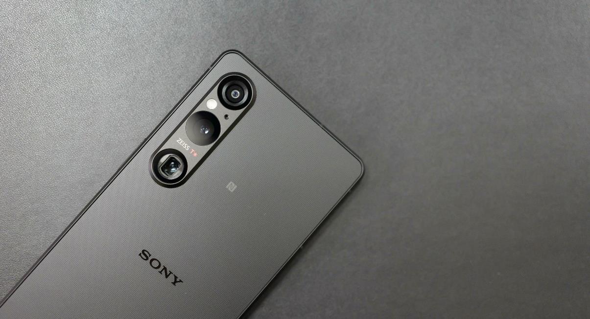 Det forlyder, at Xperia 1 VI vil fjerne to ting, der gør Sonys telefoner unikke