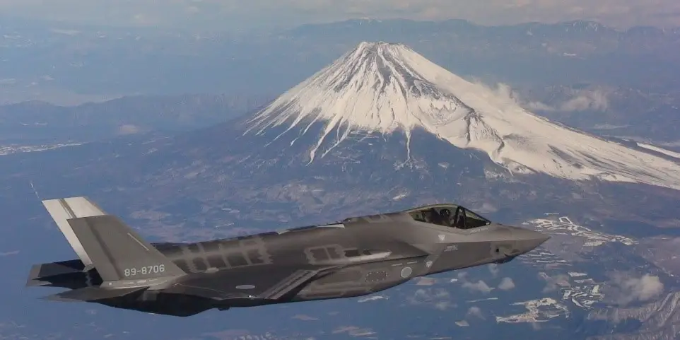 Japan sender F-35 Lightning II til udlandet for første gang i historien - femtegenerationsjagerflyene flyver til Australien