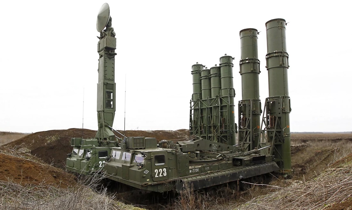 Ukraines forsvarsstyrker har ødelagt et meget sjældent russisk S-300V4-system, der kan nedskyde ballistiske missiler.