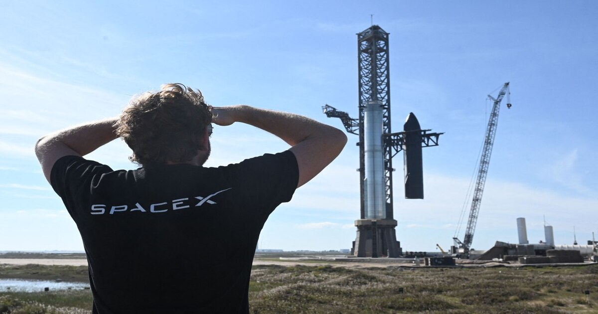 SpaceX affyrer Starship Raptor-motorer før fjerde testflyvning
