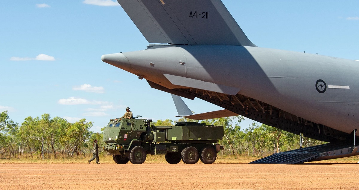 USA har godkendt salget af 22 HIMARS-missilsystemer, snesevis af præcisionsstyrede GMLRS- og GMLRS ER-projektiler med en affyringsrækkevidde på op til 150 kilometer til Australien for 975 millioner dollars.