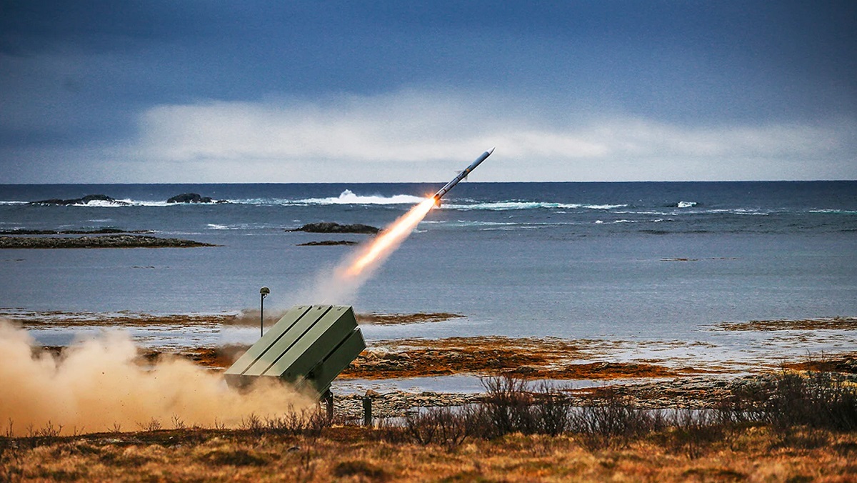 Litauen vil overføre NASAMS-luftforsvarssystemer til Ukraine, som kan nedskyde missiler, fly, helikoptere og droner inden for en radius af 40 km.