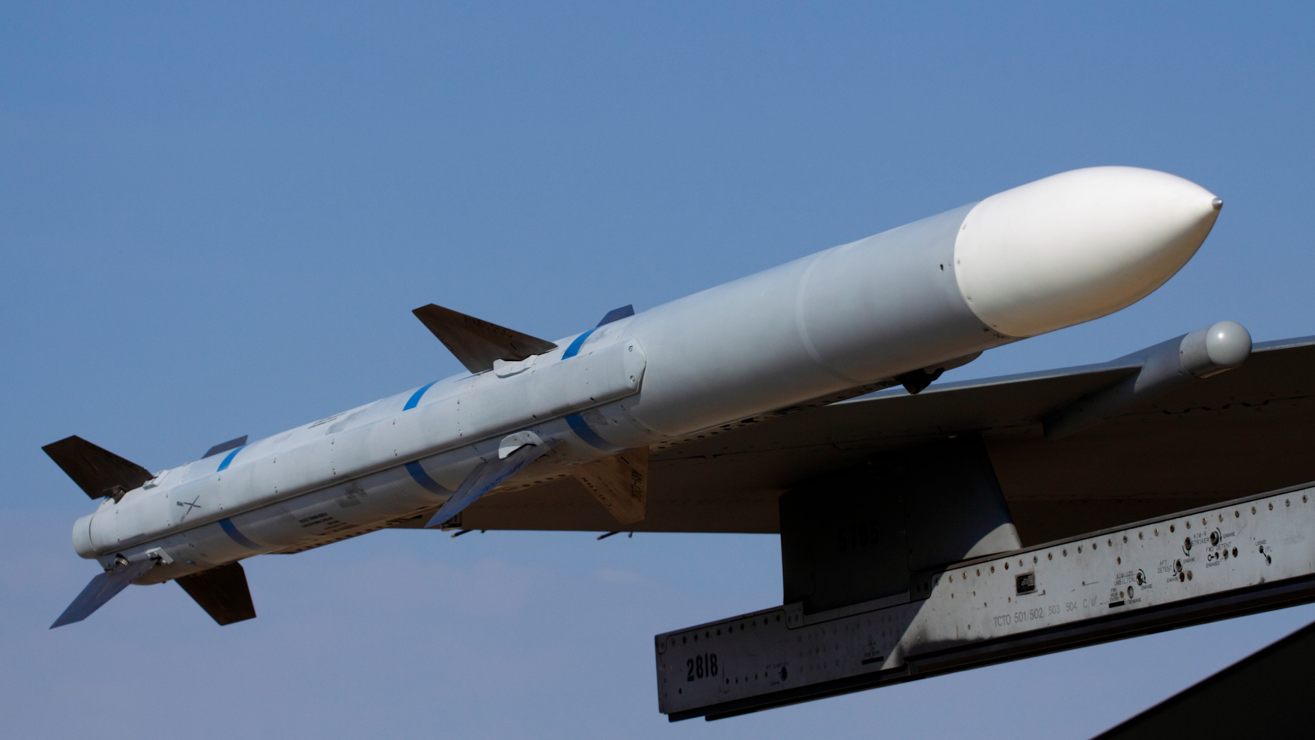 Sverige vil sælge Rb 99 (aka AMRAAM) luft-til-luft-missiler til USA, og sidstnævnte vil give dem til Ukraine.