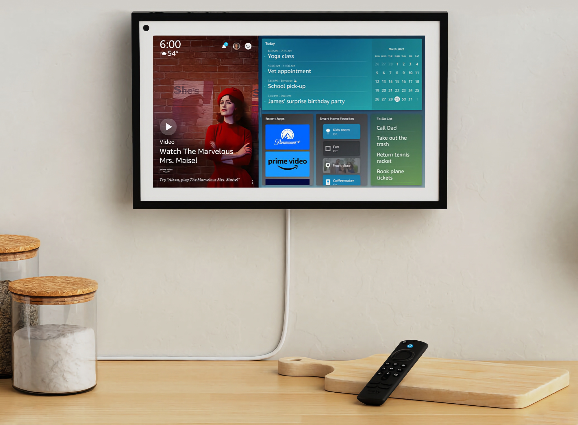 Amazon Echo Show med en 15-tommers skærm, webcam og Alexa-support sælges for $184 ($95 rabat)
