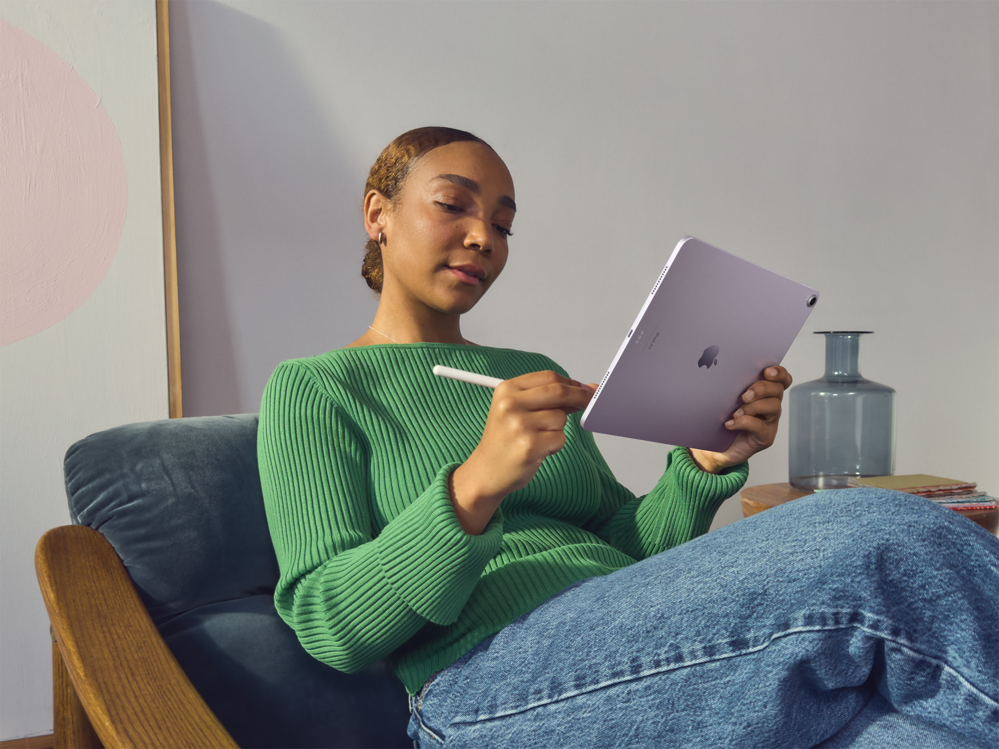 Apple afslørede iPad Air 6: iPad Pro-lignende størrelse, nyt kameralayout, M2-processor og pris fra 599 dollars