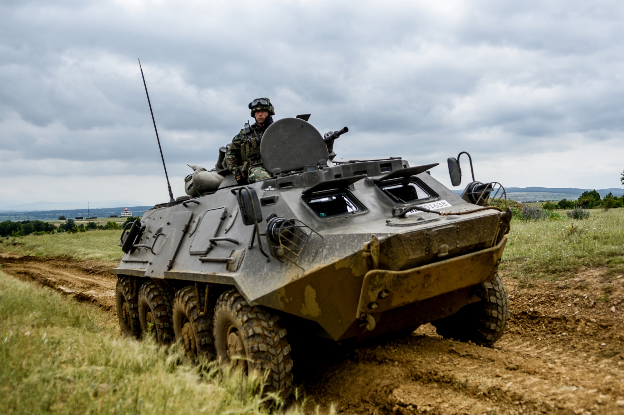 Bulgarien klar til at overføre omkring 100 pansrede mandskabsvogne til Ukraine
