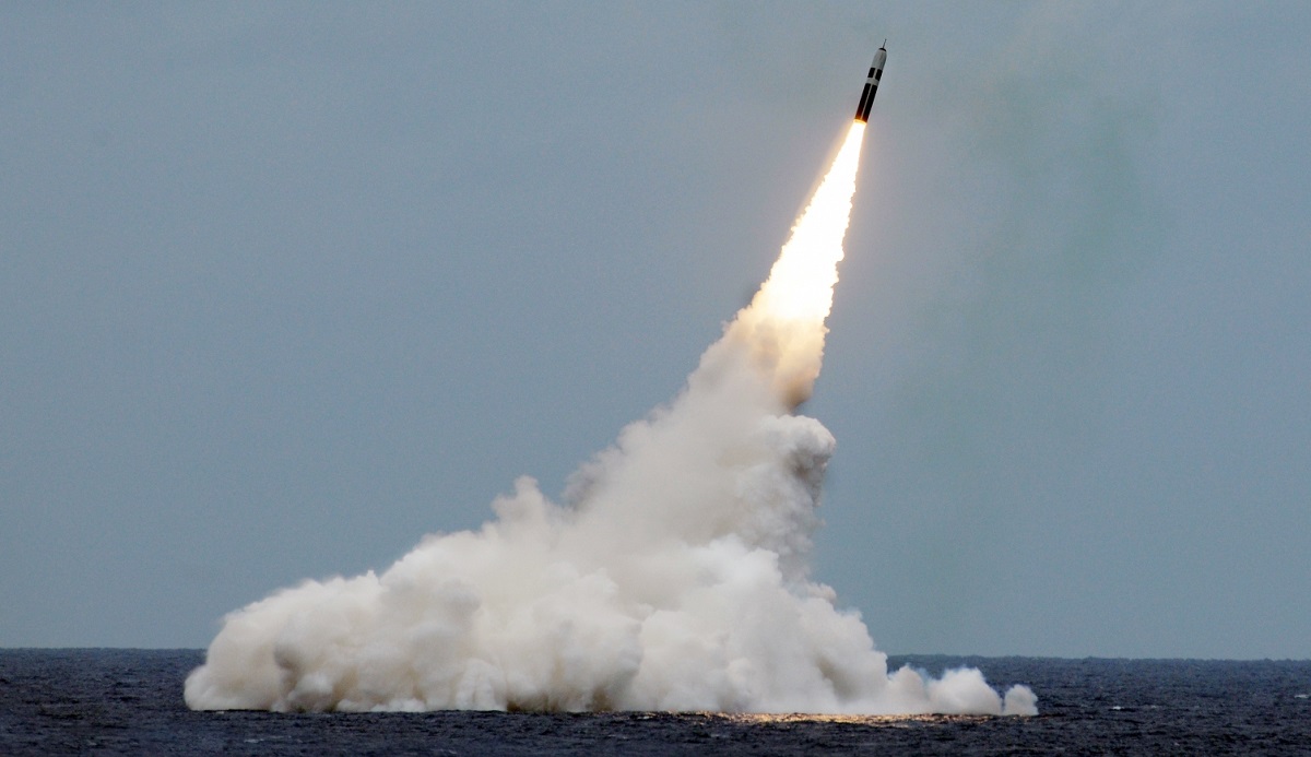 Russerne har stoppet udviklingen af det ballistiske missil Zmeyevik, som skulle ødelægge amerikanske hangarskibe og landbaserede fartøjer med Dark Eagle hypersoniske våben.