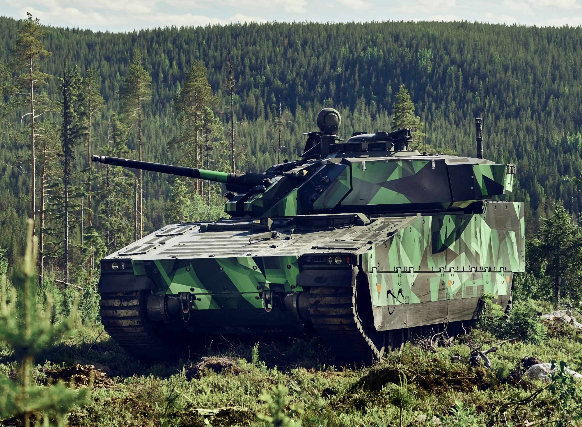 Ukraine vil producere CV90-infanterikampkøretøjer sammen med Sverige