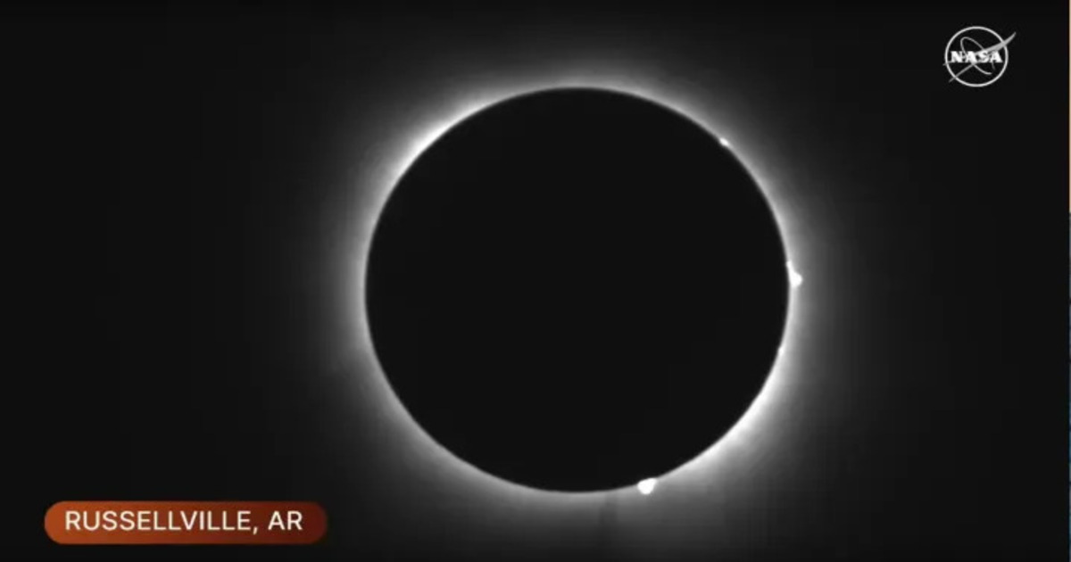 De første optagelser af solformørkelsen blev vist i USA