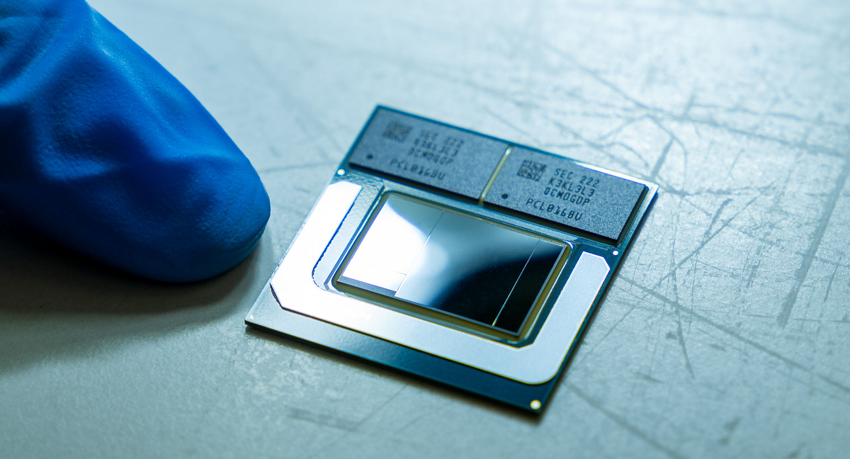 Intel er gået samme vej som Apple og har afsløret en Meteor Lake-processor med 16 GB af Samsungs egen LPDDR5X-7500 RAM.
