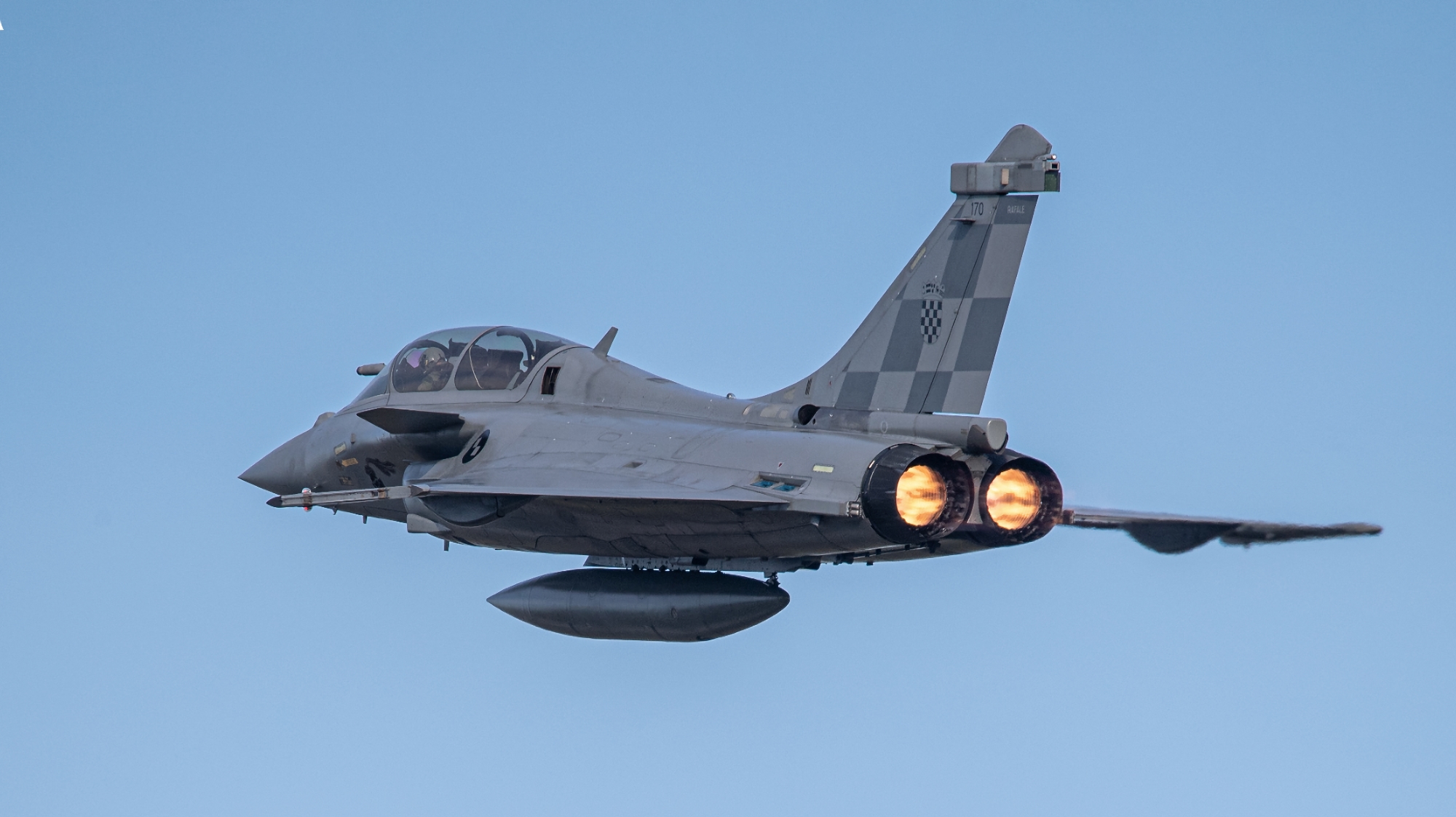 Frankrig overdrager det første fjerdegenerations Dassault Rafale B-kampfly til Kroatien