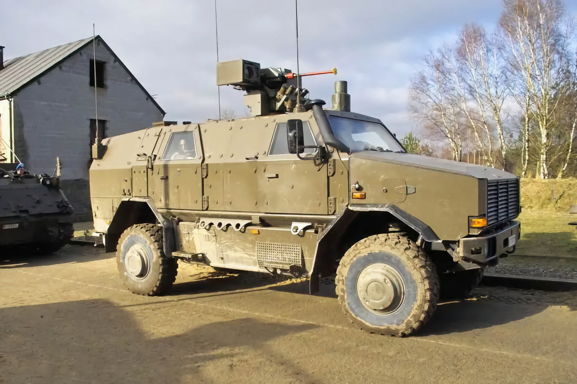 200 pansrede køretøjer af MRAP-klassen, 50 overfladedroner og ammunition: Tyskland afslører detaljer om ny militær hjælpepakke til Ukraine