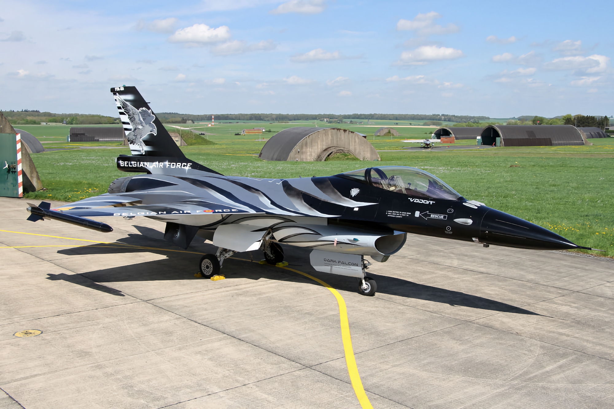 Ikke kun Holland, Danmark og Norge: Belgien vil også udlevere F-16 Fighting Falcon-kampfly til Ukraine, men først når landet modtager F-35 Lightning II.