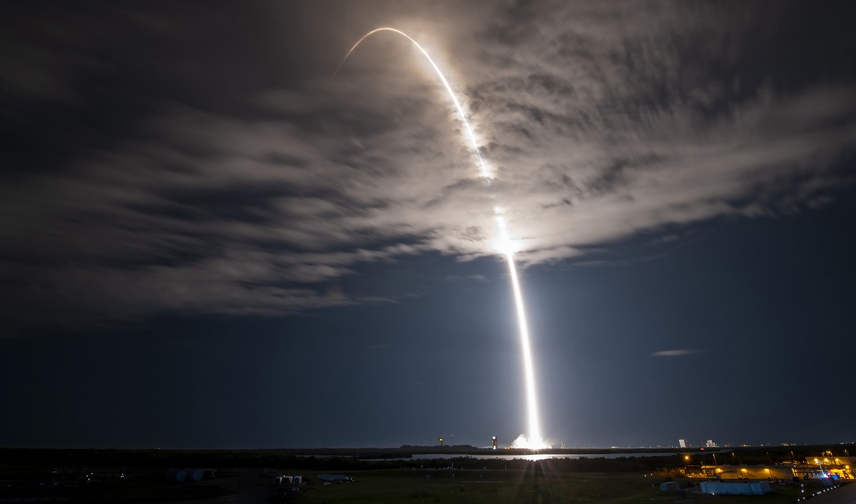 SpaceX har opdateret en ny rekord for genbrug af Falcon 9-rakettens første trin - virksomheden har opsendt den samme booster 17 gange.