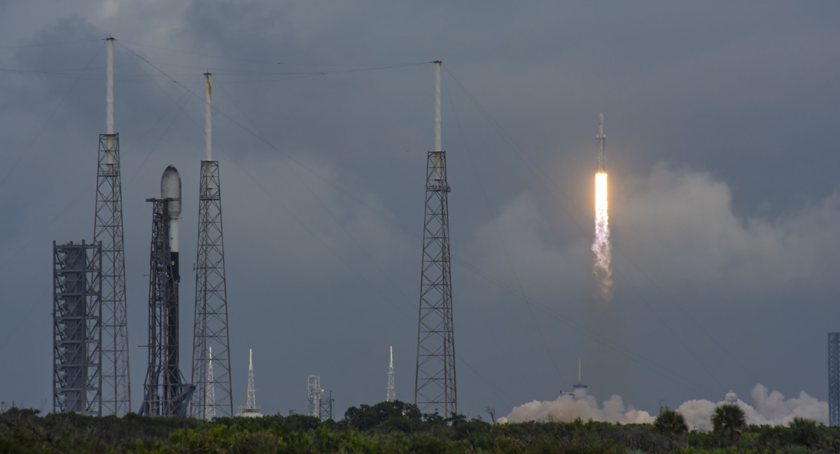 SpaceX planlægger at sende 144 raketter ud i rummet i 2024 - en stigning på 136 % i antallet af opsendelser over to år.