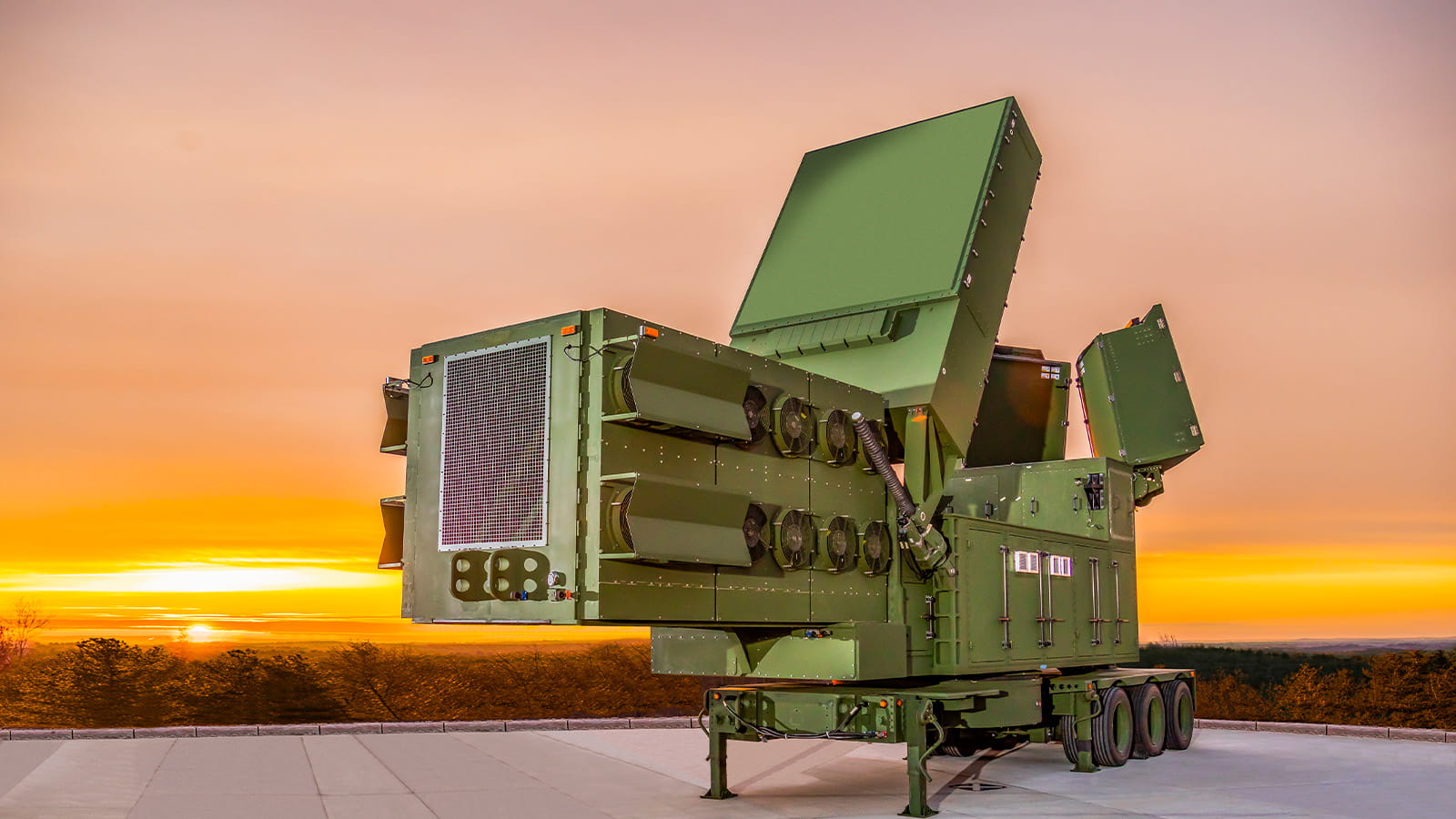 Lockheed Martin har for første gang med succes integreret LTAMDS-radaren i MIM-104 Patriot-missilforsvarssystemet med PAC-3 interceptorer.