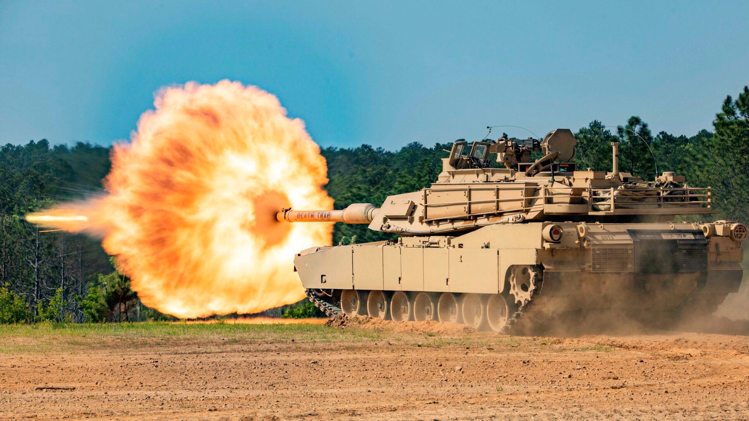 Nu er det officielt: Ukraines væbnede styrker har modtaget det første parti af amerikanske M1 Abrams-kampvogne