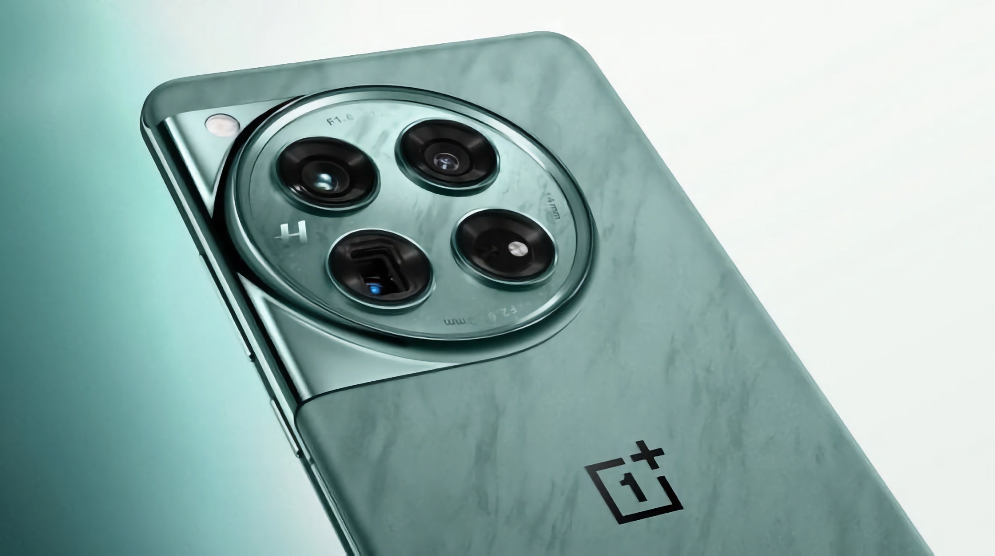 OnePlus 12 med Hasselblad-kamera og Snapdragon 8 Gen 3-chip kan allerede forudbestilles på Amazon