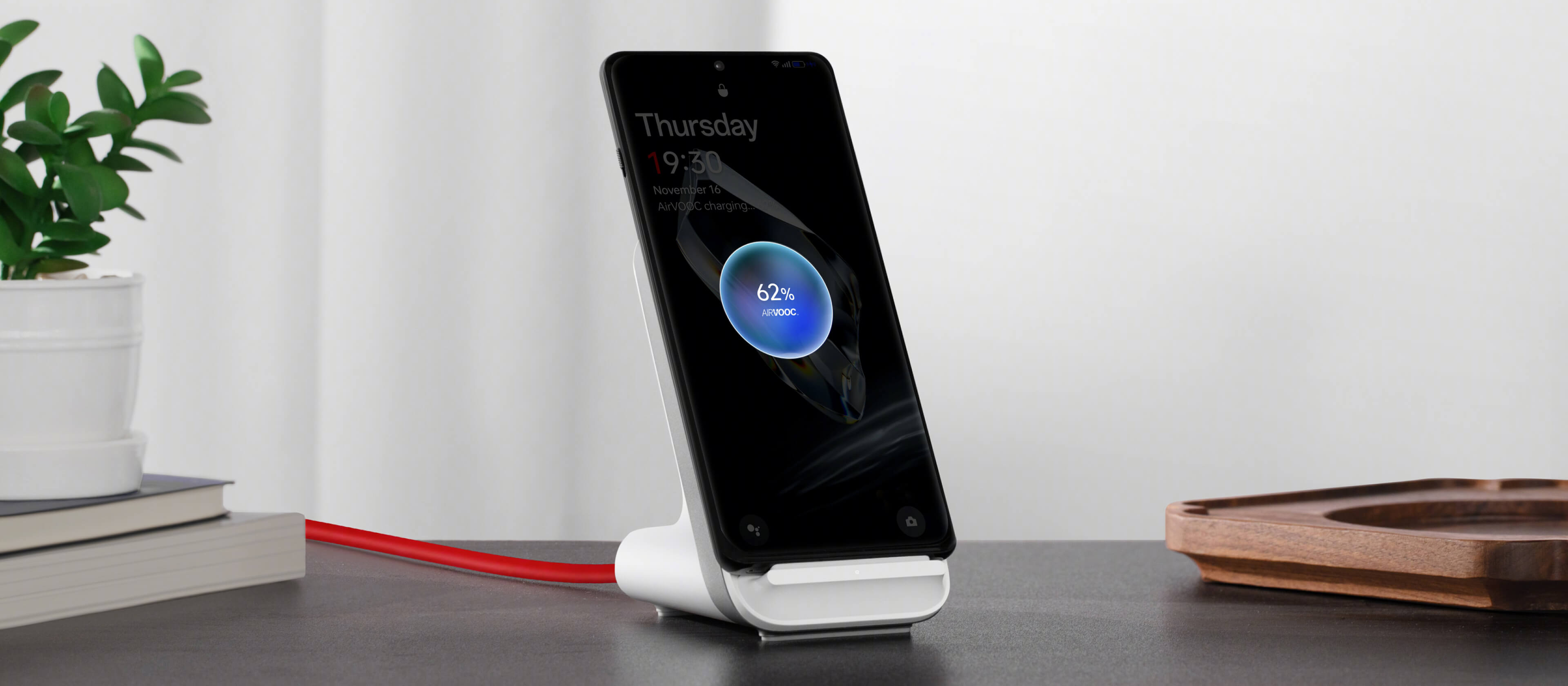 OnePlus har annonceret en ny AIRVOOC trådløs opladningsdock med 50W effekt og en pris på $67