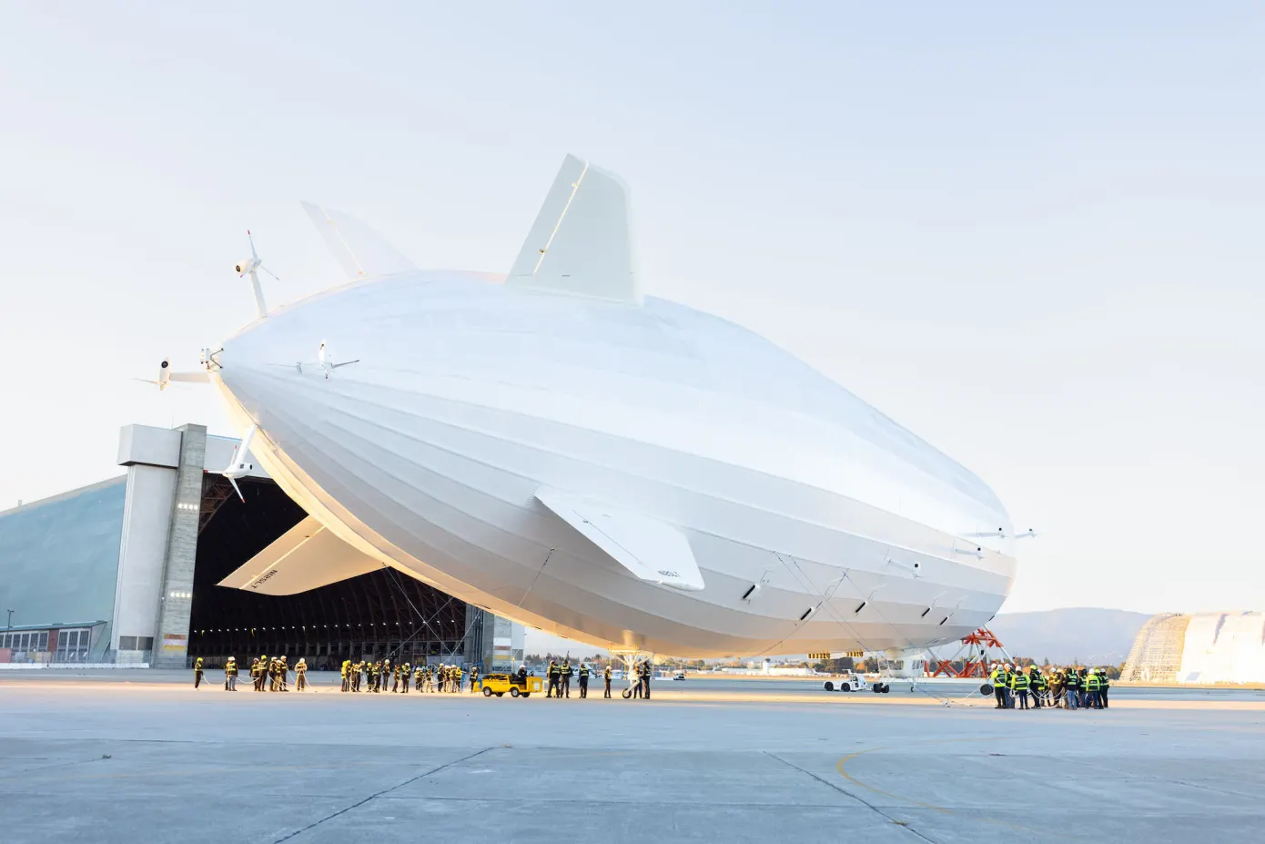 LTA Research er begyndt at teste det 124,5 meter lange luftskib Pathfinder 1, hvilket gør det til verdens største eksisterende flyvemaskine.