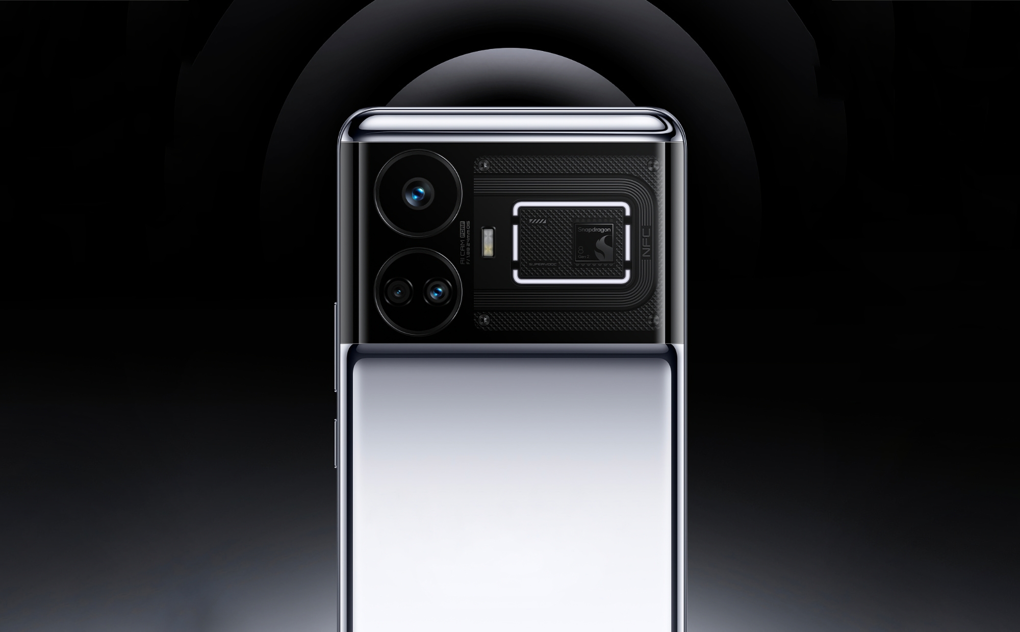 Det er officielt: Realme GT 5 får et 50 MP Sony IMX890-hovedkamera med optisk stabilisering.