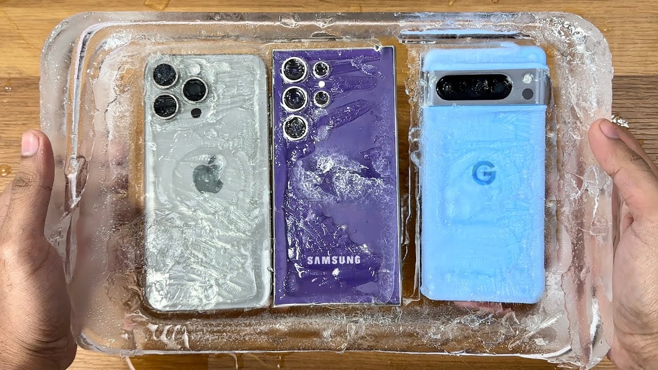 Ekstrem test: Samsung Galaxy S24 Ultra, iPhone 15 Pro Max og Pixel 8 Pro blev overhældt med vand og lagt i fryseren i 6 timer.