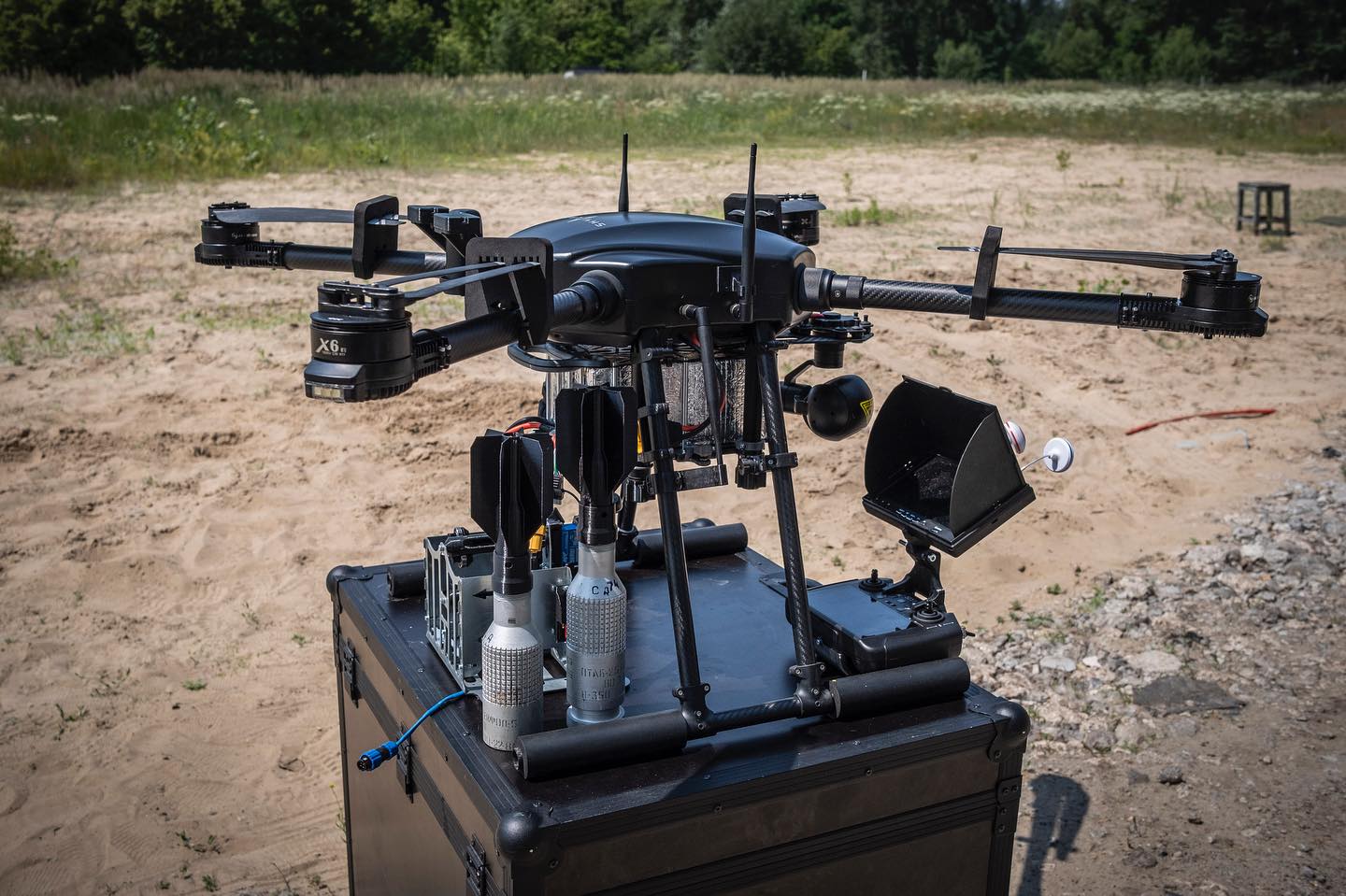 Den ukrainske virksomhed SkyLab har introduceret Shoolika mk6-dronen, som er modstandsdygtig over for elektronisk krigsførelse.