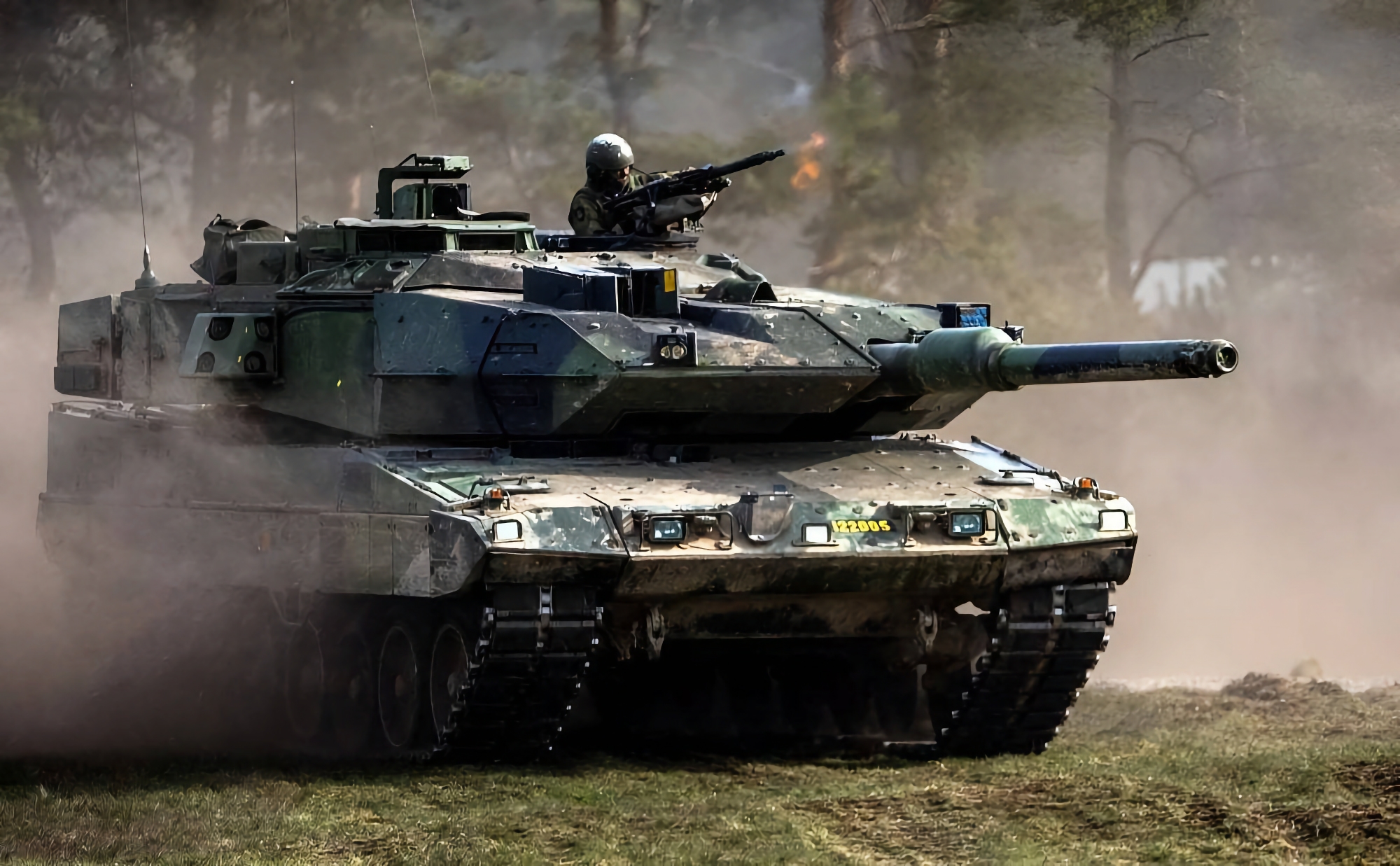 Sverige vil overføre en ny militær hjælpepakke til Ukraine, herunder ammunition til CV90 infanterikampkøretøjer og Stridsvagn 122 (også kaldet Leopard 2A5) kampvogne.