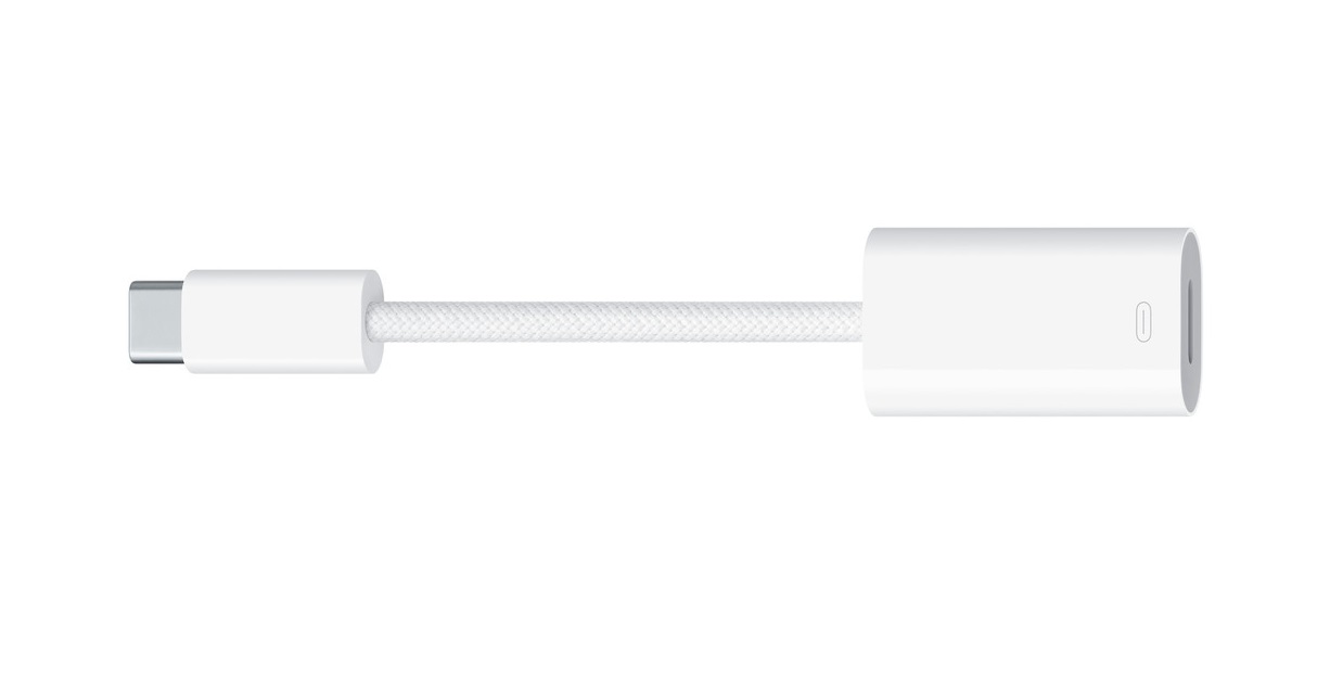 Efter afsløringen af iPhone 15 begyndte Apple at sælge USB-C-Lightning-adapteren for 29 dollars.