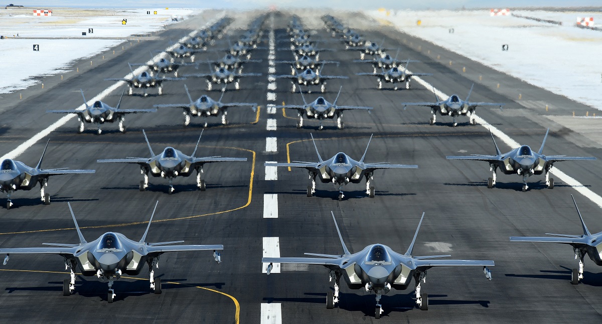 Det amerikanske udenrigsministerium har godkendt salget af 25 F-35A Lightning II femtegenerations jagerfly med 26 F135-motorer til Republikken Korea til en pris på 5,06 milliarder dollars.