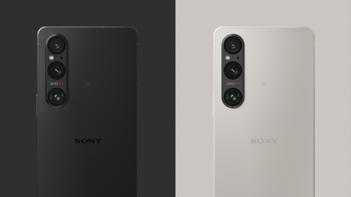 Sony trækker sig ikke fra smartphone-markedet og vil fortsætte med at producere dem i mindst et par år endnu.
